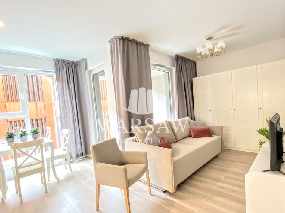 Fuzja, piękne studio, wyposażone, z loggią