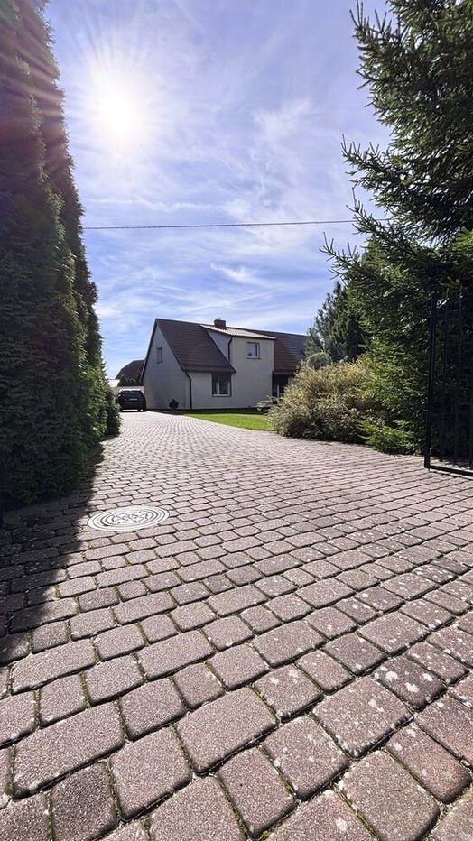 Okazja! Piękny, duży dom w Łubianie!