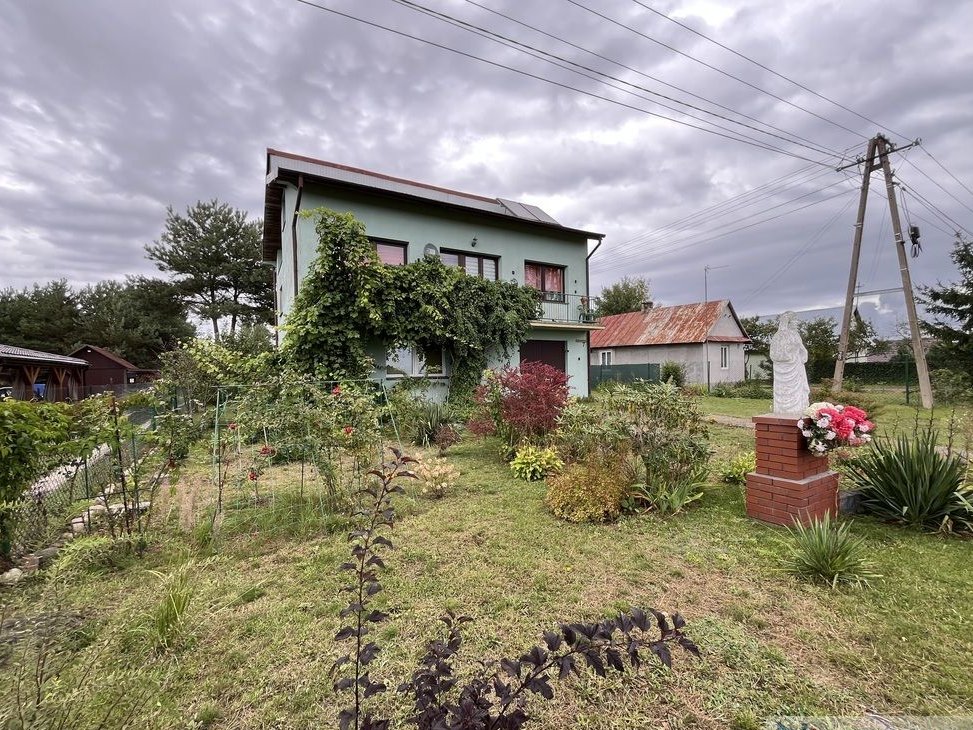 Na sprzedaż dom z dużą działką – Wojcieszków