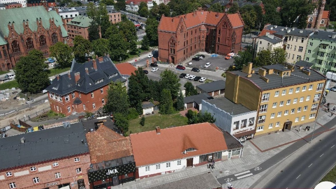 Kamienica z dużą działką centrum Bydgoszczy