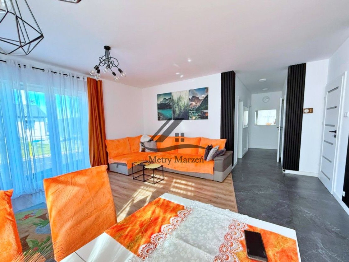 Niewielki urokliwy dom! Cicha i spokojna okolica!