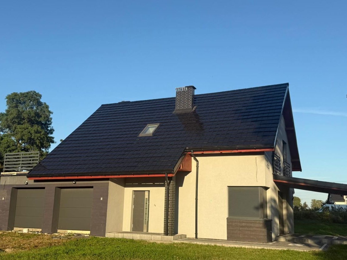 Nowy dom do wykończenia.