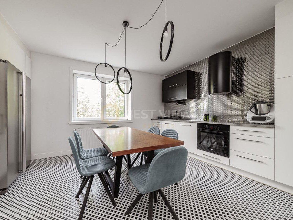 Dom Wolnostojący | 8 pokoi | Warszawa | Ursus