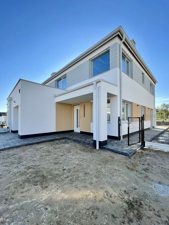 Nowoczesny, energooszczędny dom w Baninie, o pow