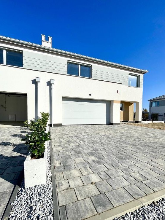 Nowoczesny, energooszczędny dom w Baninie, o pow