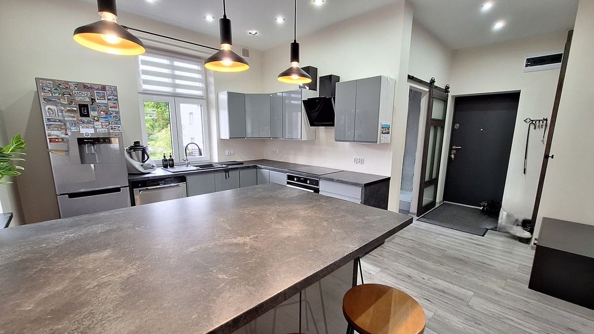 1 piętro, śródmieście, stylowe i do wprowadzenia