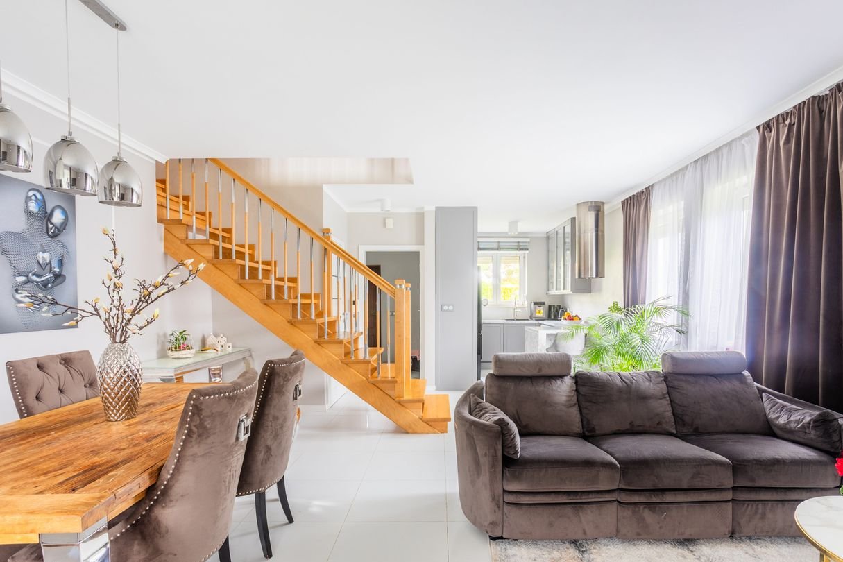 Wysoki standard, świetna lokalizacja, cisza i spokój