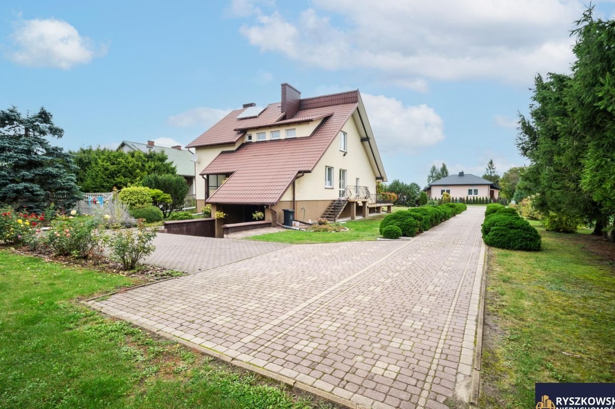 Dom Zwódne, duża zagospodarowana działka 2051m2