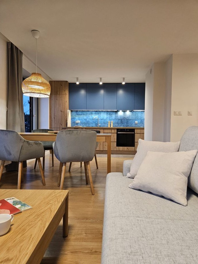 3-pokojowe mieszkanie z dużym tarasem i widokiem na morze