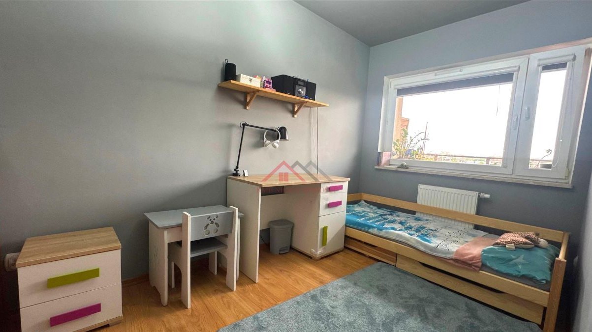 Villa Campina, 2 pokoje,garaż podziemny,komórka lo