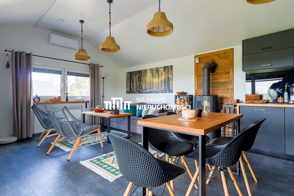 Nowoczesny dom modułowy na przestronnej działce