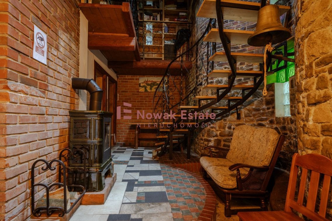 Kamienny dom, las, potok, 72 ary, Beskidy