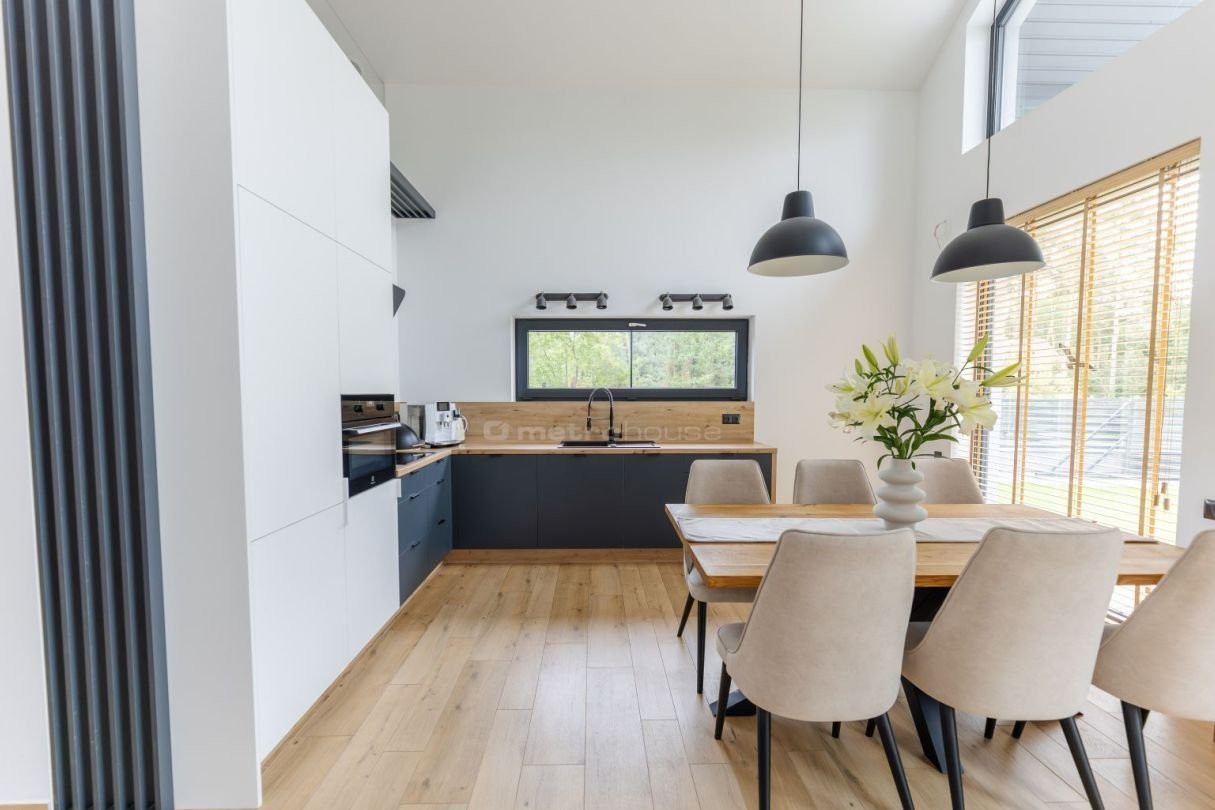 Dom, 143,57 m², Łacha