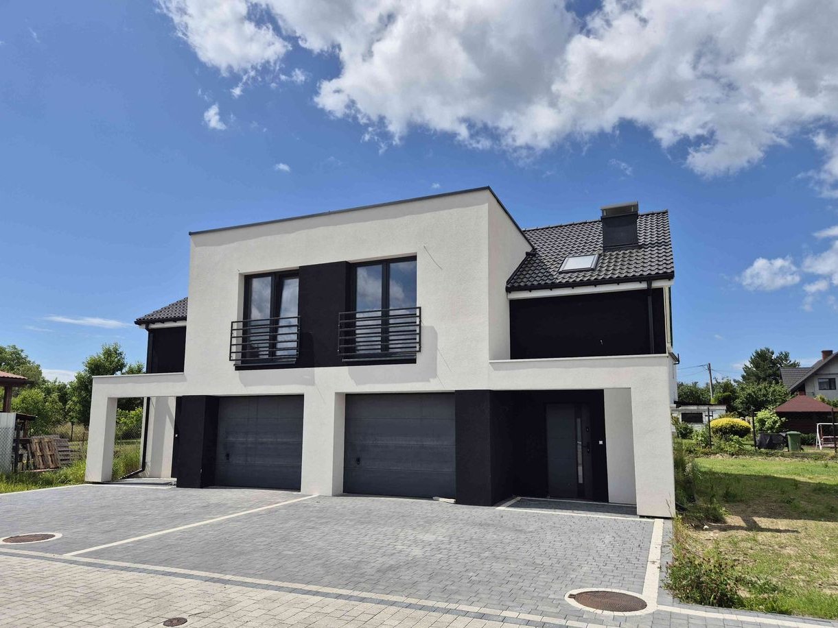 Sprzedam dom w zabudowie bliźniacze