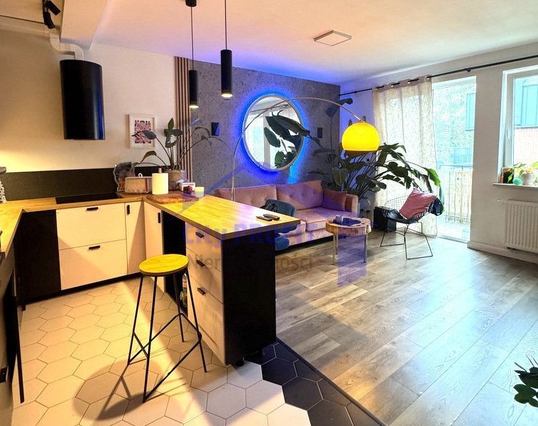 Dom Z Ogródkiem 141,91m2/ 5 pokoi /M.parkingowe