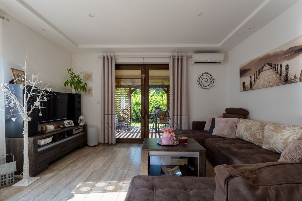 Przytulny i gotowy do zamieszkania dom w Świdnicy!