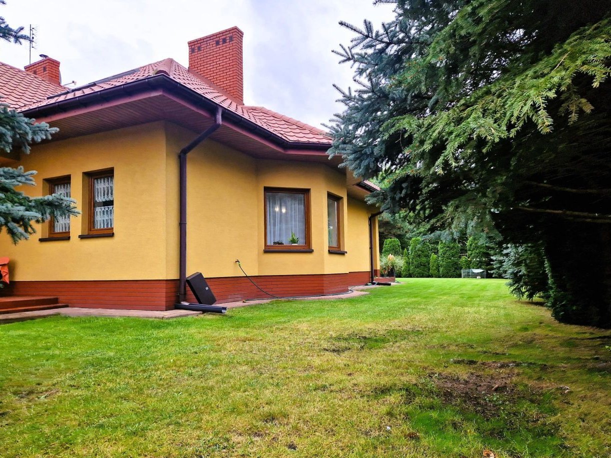 Przestronny Dom ok.215m2.B.Ładna Okolica