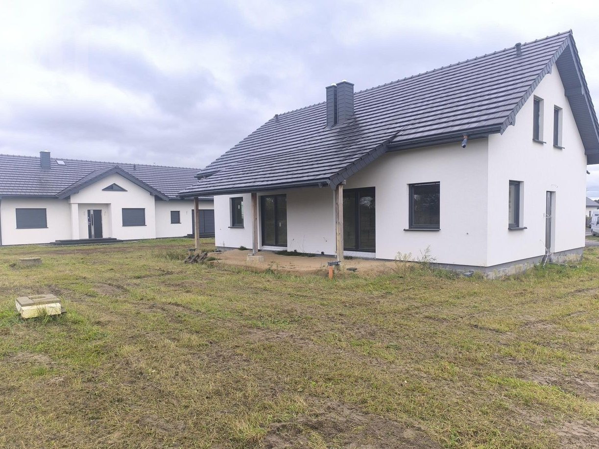 Dom deweloperski Modła Królewska