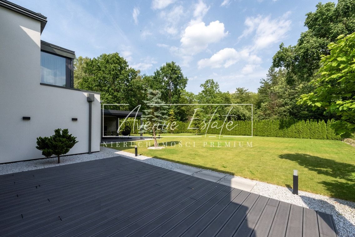 1 Linia Lasu Kabackiego / Wyposażony