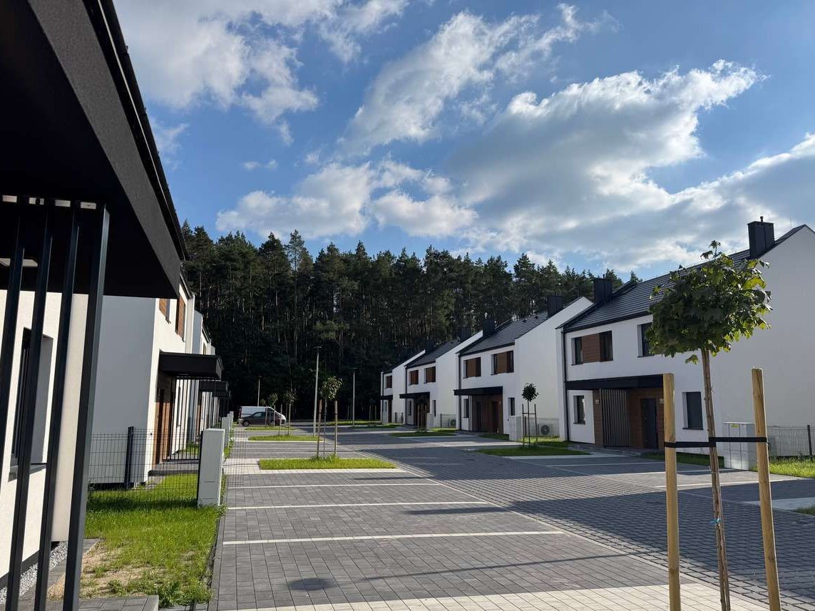 Zamieszkaj pod lasem w okolicach Brzegu - OSTATNIE 4 DOMKI