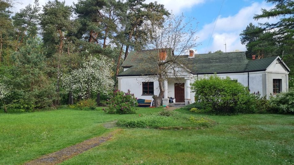 Dom w sercu Sulejówka, duża działka inwestycyjna