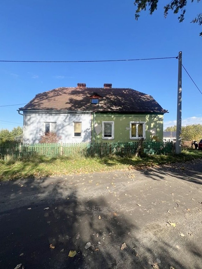 Pół domu w Jabłońcu gm. Jasień- możliwość zrobienia 2 mieszkań