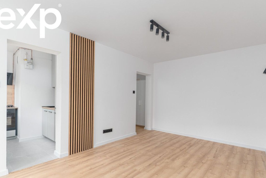 M3, po generalnym remoncie, blisko parku