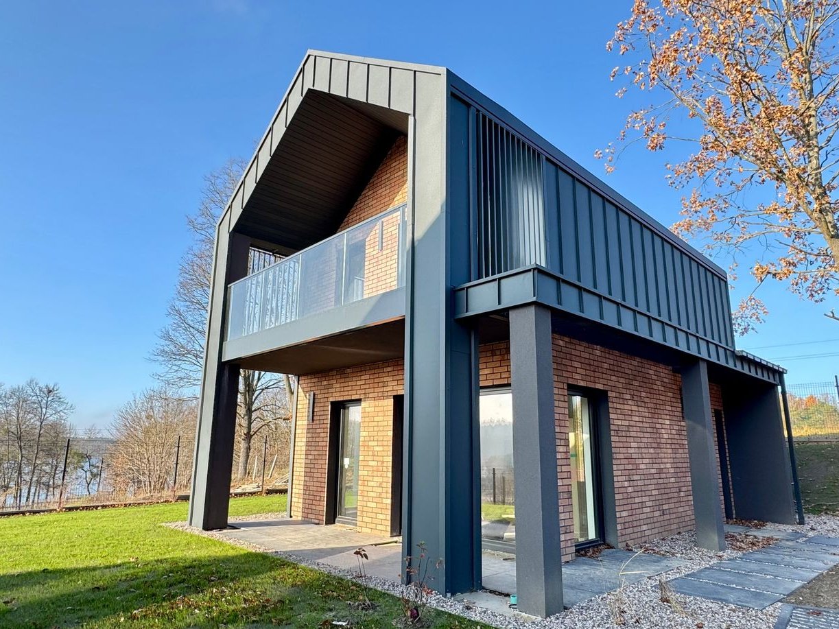 Dom z ogrodem nad jeziorem Szeląg Mały na Mazurach | Gotowe do odbioru