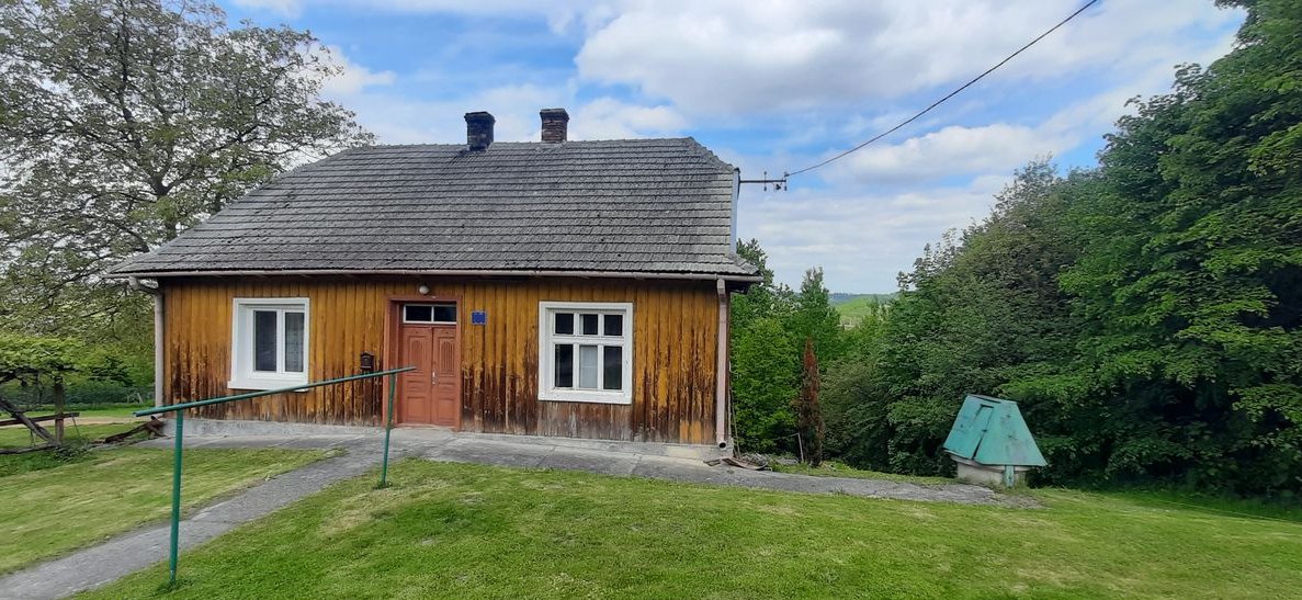 Dom w Sieprawiu, dojazd, media, atrakcyjna lokalizacja