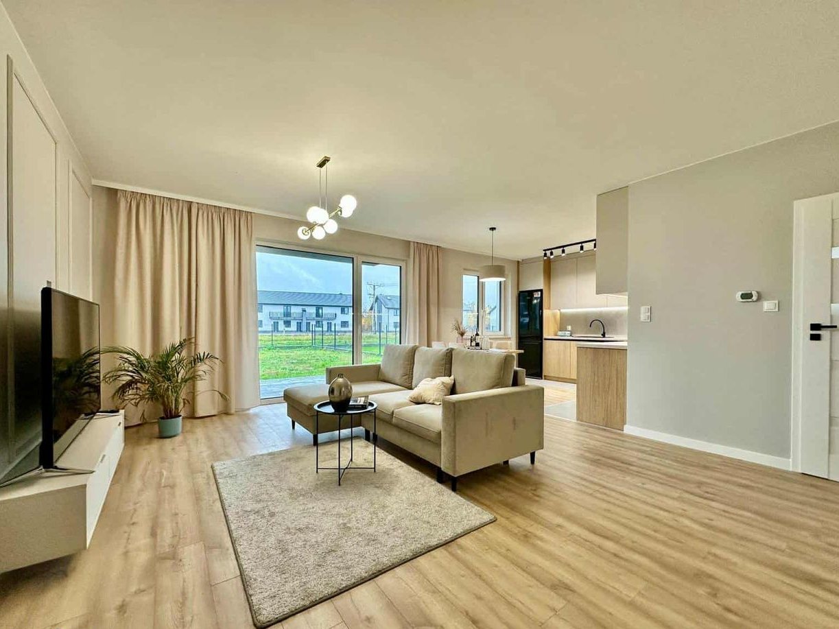 Przestronne mieszkanie z ogródkiem, ul. Sielska.