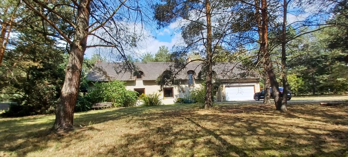 Grodzisk Mazowiecki/Czarny Las dom wolnostojący 372m2/3019m2.