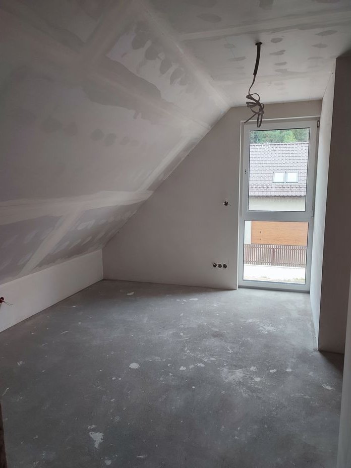 Nowoczesne M z 5 pokojami i miejscami postojowymi