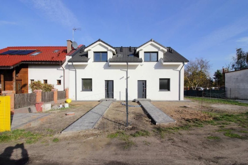 Dom, 82 m², Szamotuły