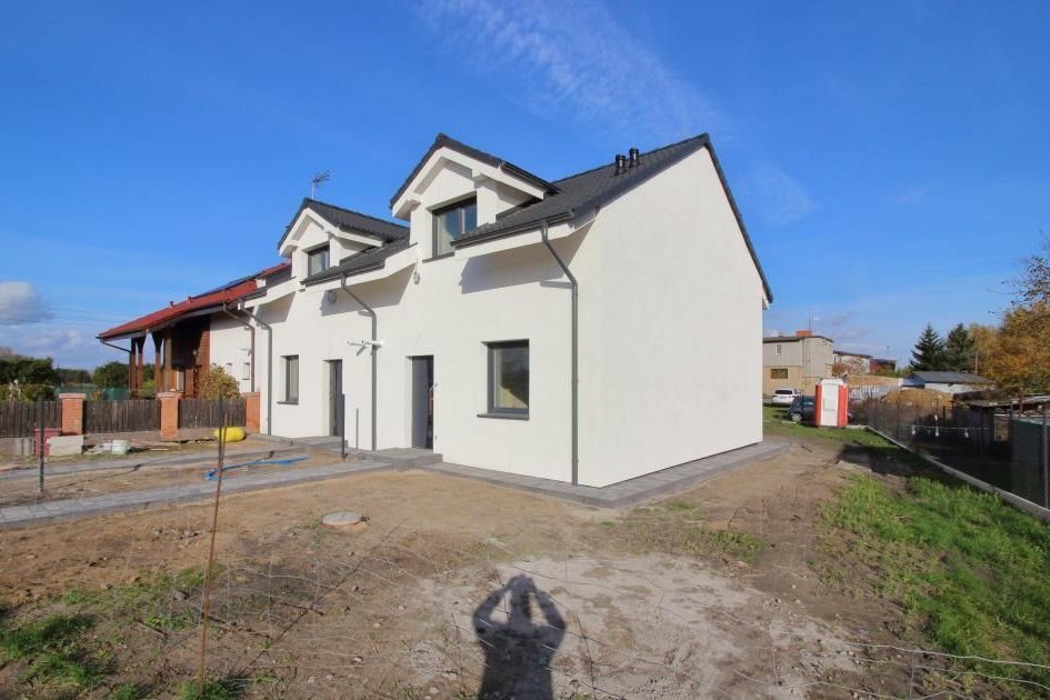 Dom, 82 m², Szamotuły