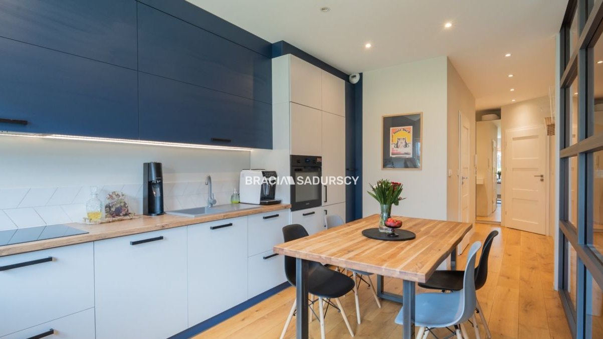 2-pok mieszkanie/Federowicza/garaż/kom.lok