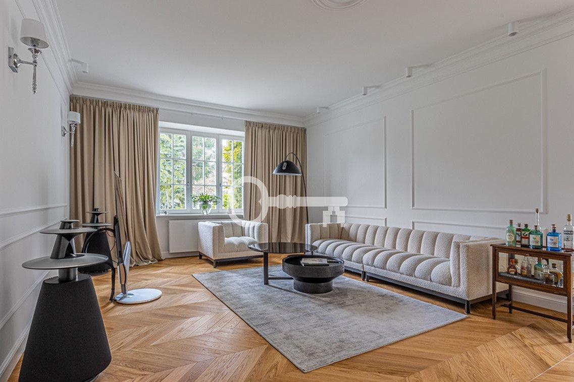 Przedwojenna willa | Po remoncie | Duży ogród