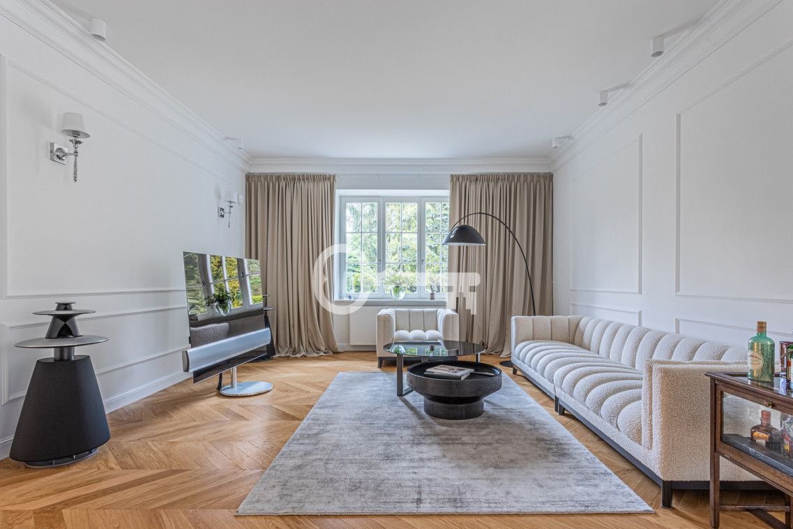 Przedwojenna willa | Po remoncie | Duży ogród