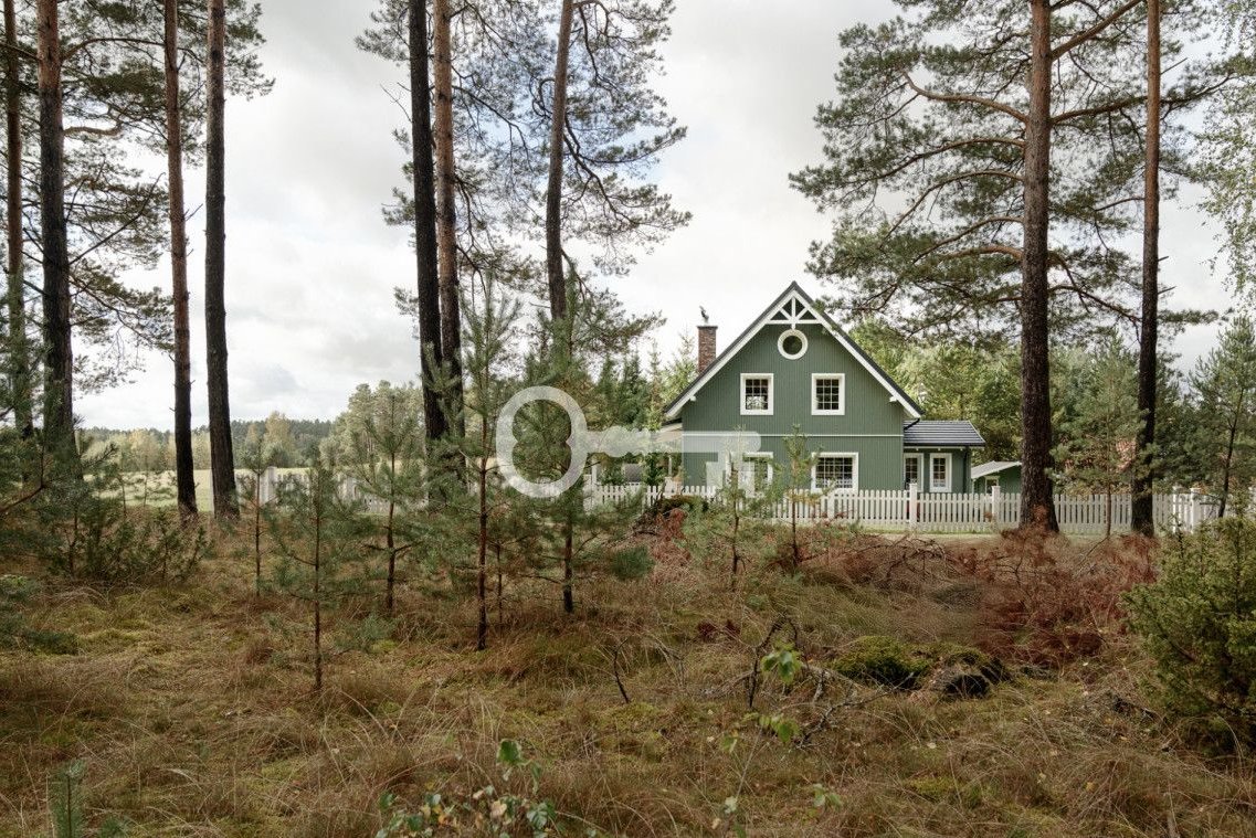 Klimatyczny nowy dom nad kaszubskim jeziorem