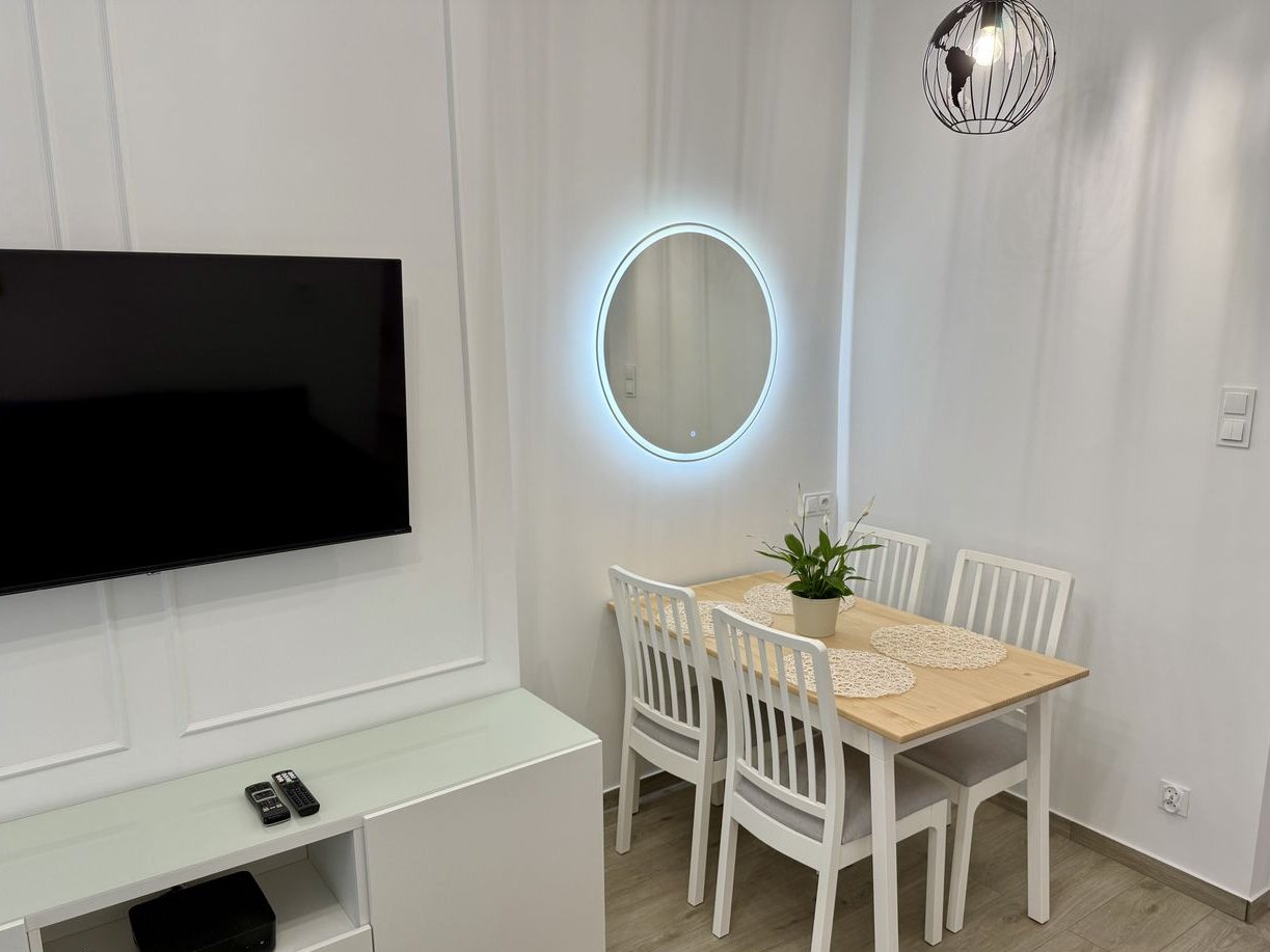 Mieszkanie 34 m2 w Śródmieściu Gdyni po kapitalnym remoncie