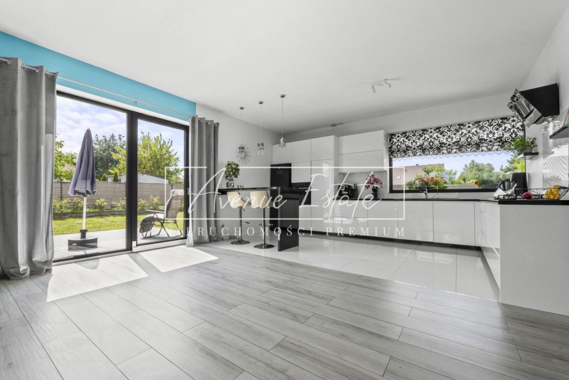 Nowoczesny dom jednorodzinny -Warka