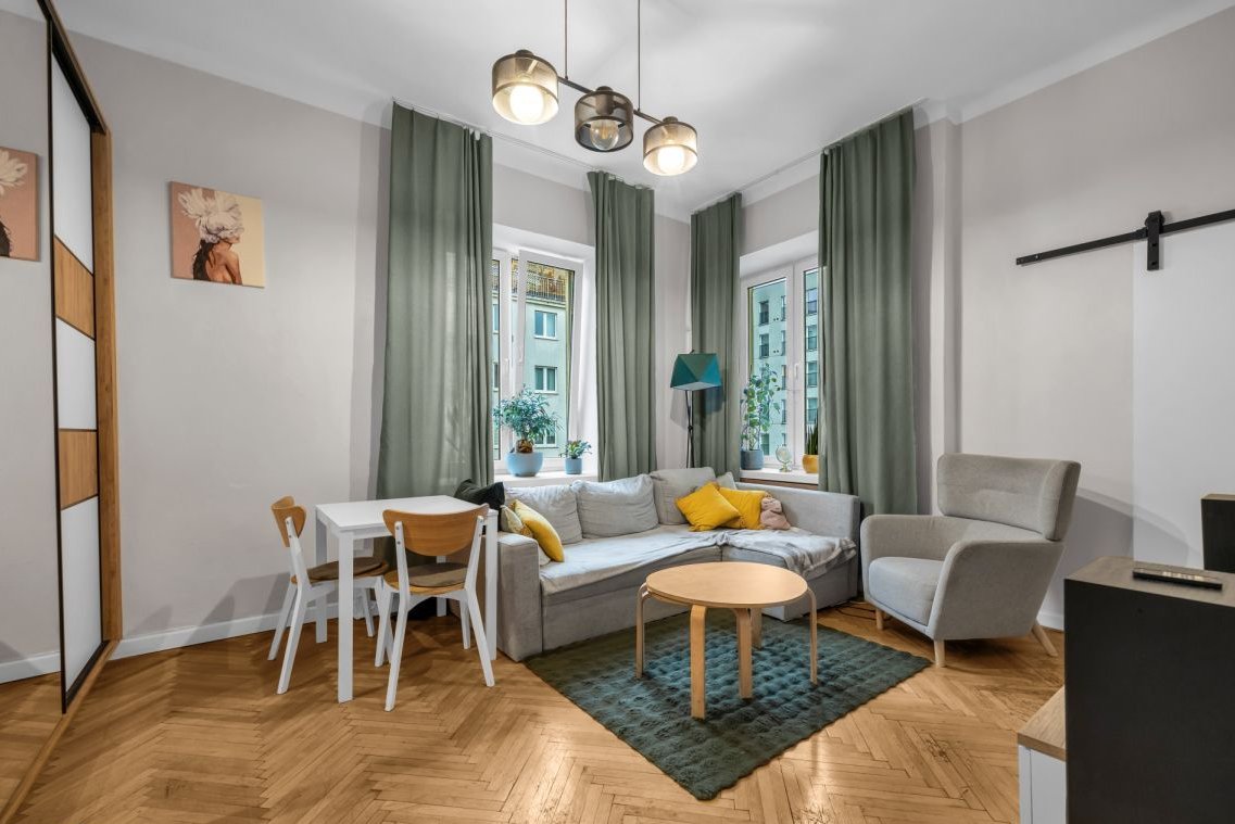 315 wysokości*obok 3 parków*przedwojenna kamienica