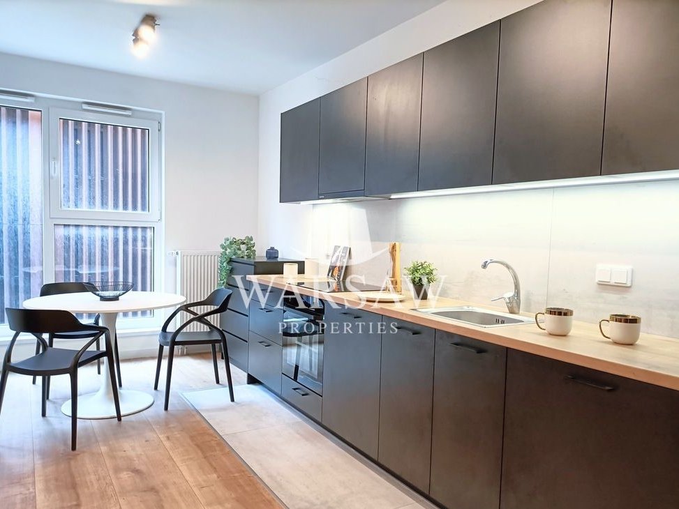 Nowoczesna, umeblowana kawalerka w nowym budynku