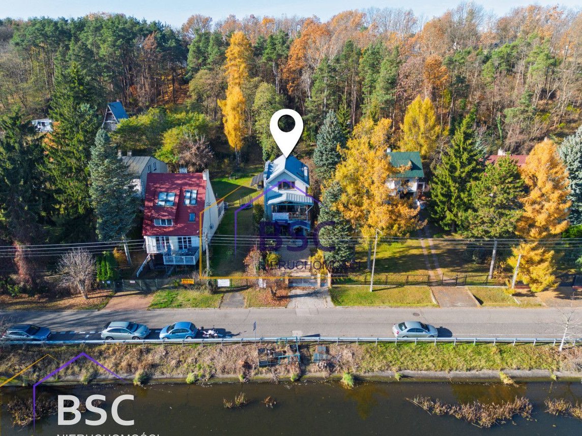 Bajkowy widok na jezioro w 1 linii brzegowej