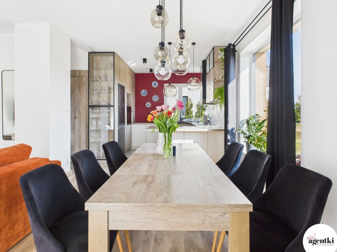 Nowoczesny dom wolnostojący, gotowy do wydania