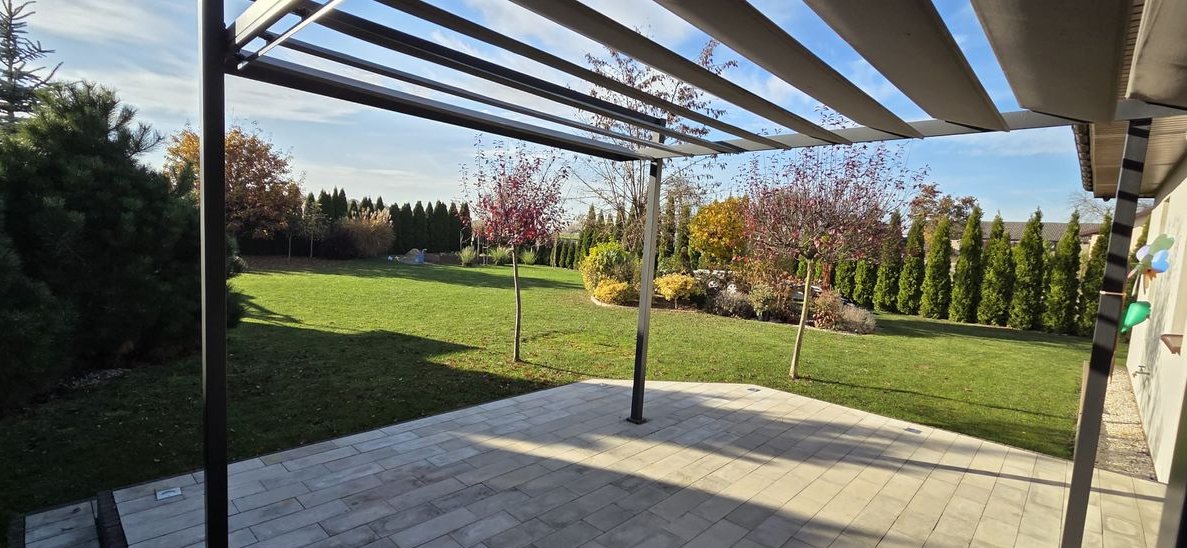 Piękny dom z ogrodem gotowy do zamieszkania Branno