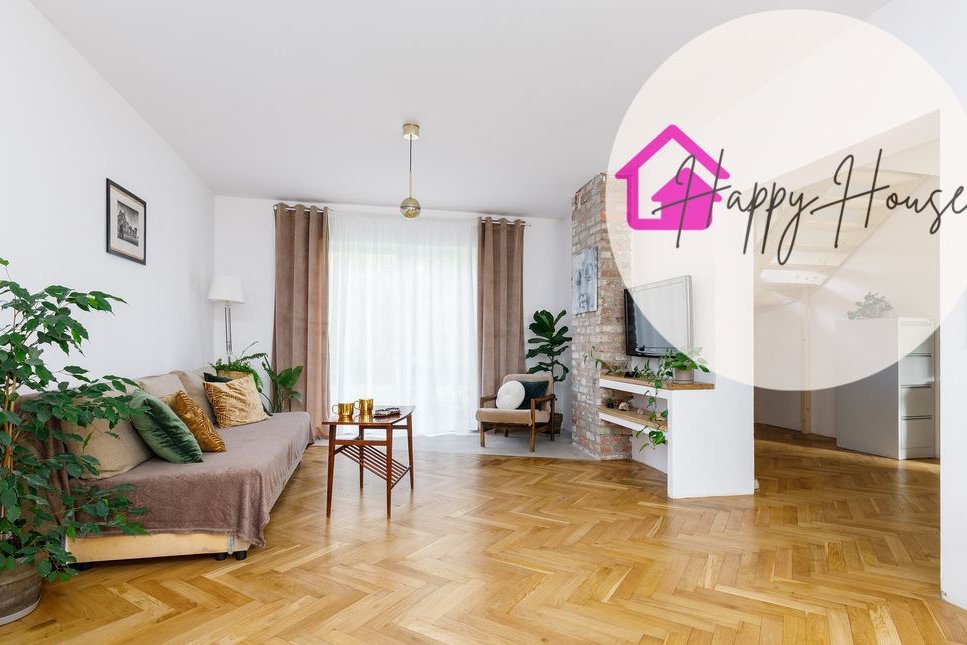 Dom wolnostojący, pompa ciepła i fotowoltaika