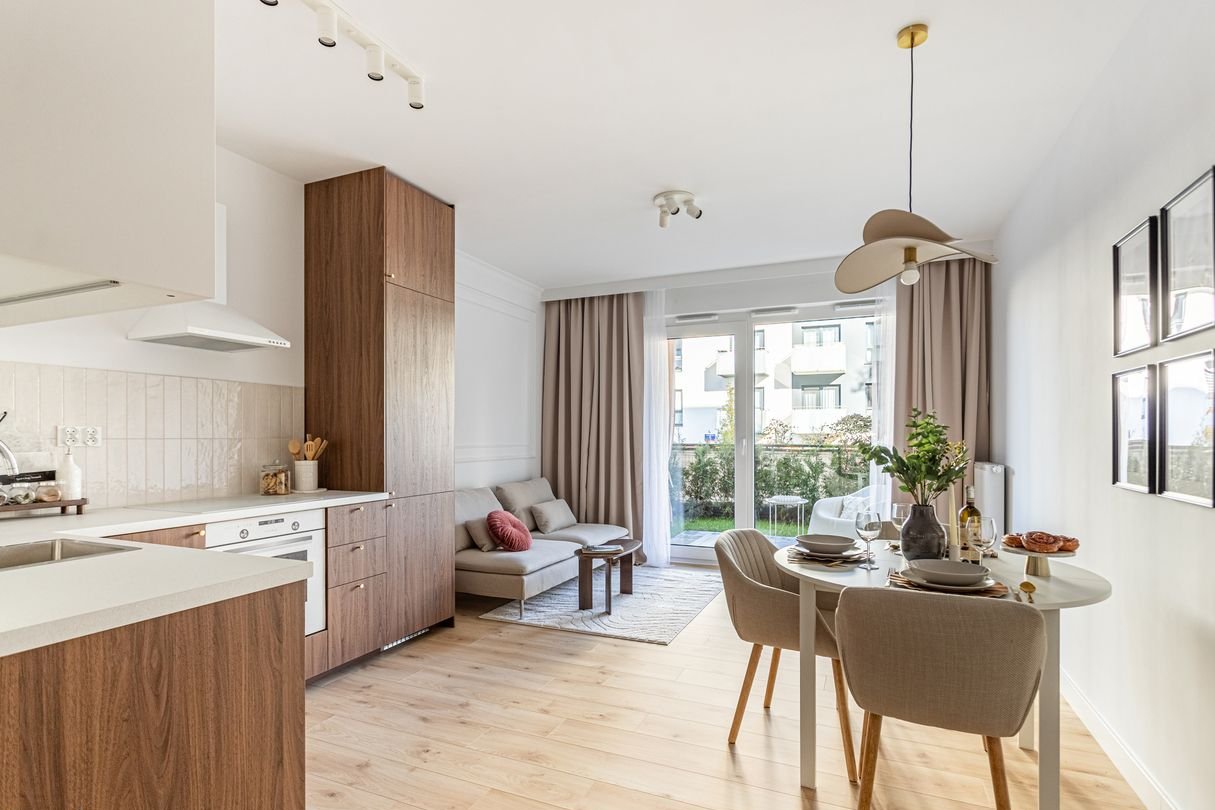 Wykończone 2 pokoje z ogródkiem. Centrum. Wysoki standard