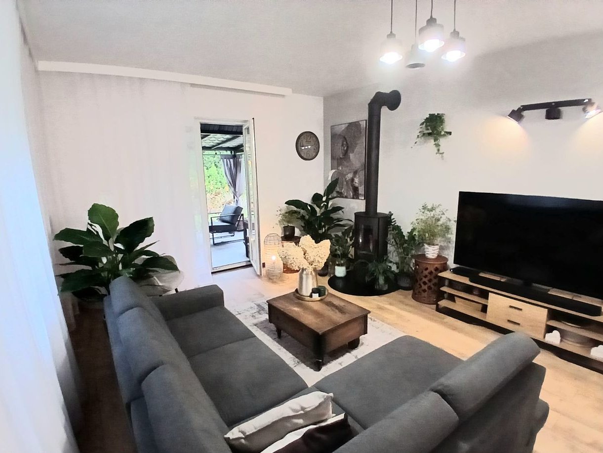 Dom z działką 1000 m2 w otoczeniu lasu, niedaleko rzeki Bug, tężnia !