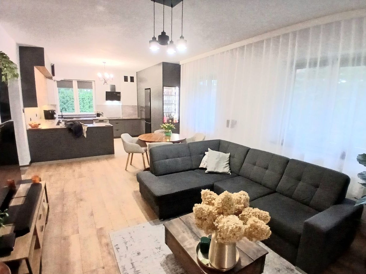 Dom z działką 1000 m2 w otoczeniu lasu, niedaleko rzeki Bug, tężnia !