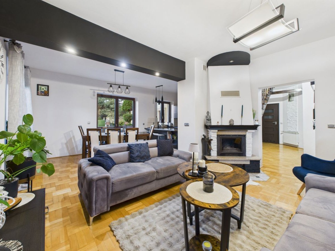 Przestronny dom 190m -gotowy do zamieszkania